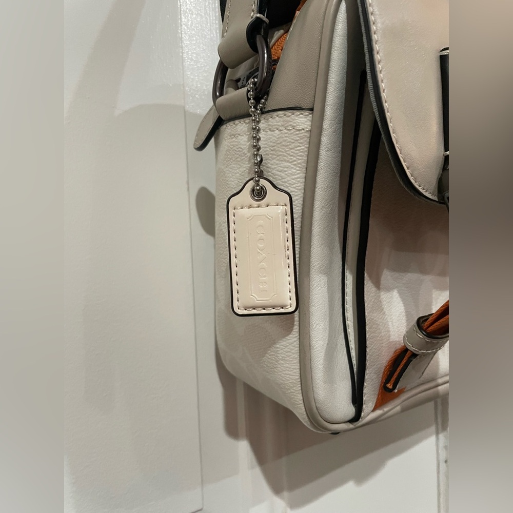 Coach Beige and Orange Messenger Bag - Picture 5 of 10